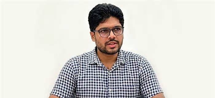 এমপি নজরুলের দ্বিতীয়পত্নীর আত্মহত্যা: মামা ওবায়দুর রিমান্ড শেষে কারাগারে
