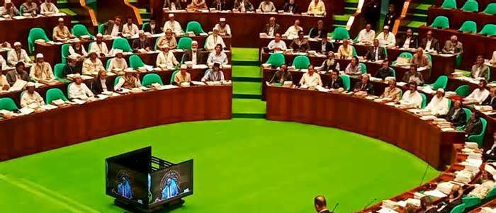 বিমান-পর্যটন খাতকে আন্তর্জাতিক মানে উন্নীত করার পরামর্শ সংসদীয় কমিটির