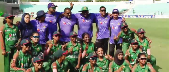 পাকিস্তানকে হারিয়ে ফাইনালে বাংলাদেশ