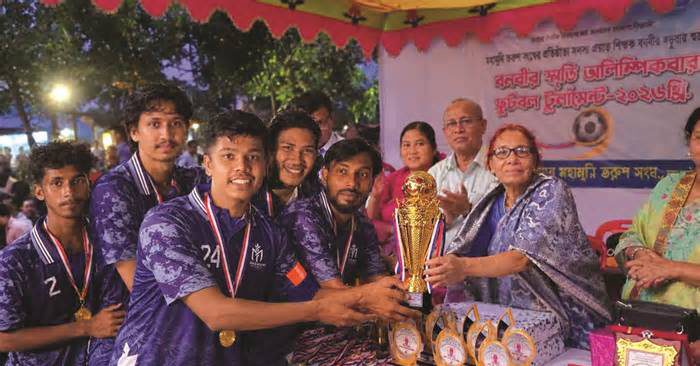 বনবীর স্মৃতি অলিম্পিক বার ফুটবল টুর্নামেন্ট সম্পন্ন