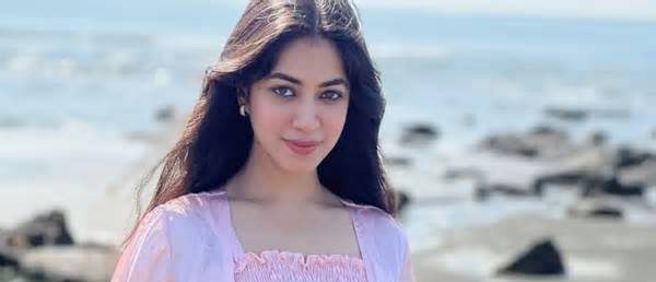 শুটিং সেটে গুরুতর আহত অভিনেত্রী প্রিয়ন্তী উর্বী
