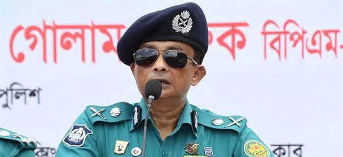 ডিএমপির সাবেক কমিশনার ফারুক ও স্ত্রীর জমি-ফ্ল্যাট জব্দ, ব্যাংক হিসাব অবরুদ্ধ