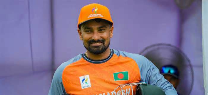 ত্রিদেশীয় সিরিজ থেকে ছিটকে গেলেন লিটন