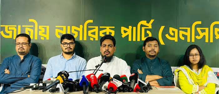 বিএনপি নিজেদের ঘোষিত সংস্কার কর্মসূচির সঙ্গে প্রতারণা করছে: সারোয়ার তুষার
