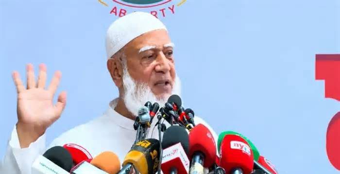 ‘নব্য ফ্যাসিবাদেরও পতন হবে’, বিএনপি সরকারকে হুঁশিয়ারি জামায়াত আমিরের