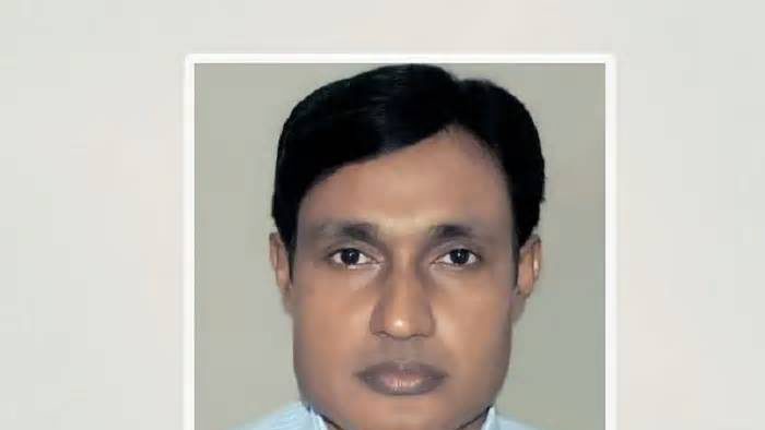 প্রধানমন্ত্রীর সঙ্গে প্রটোকল ভঙ্গ: রাজশাহীর বিভাগীয় কমিশনার ওএসডি