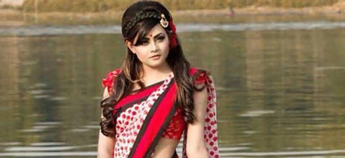 ক্যানসারের কাছে হার মানলেন মডেল ও অভিনেত্রী তুলনা