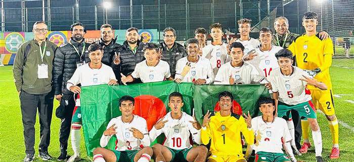 অনূর্ধ্ব-১৫ বিশ্বকাপে গ্রুপের শেষ ম্যাচে ফিজিকে হারাল বাংলাদেশ