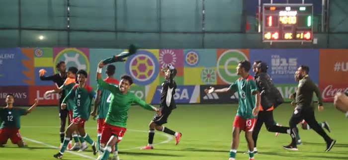 সিঙ্গাপুরকে হারিয়ে গ্রুপের কোয়ার্টার ফাইনালে বাংলাদেশ