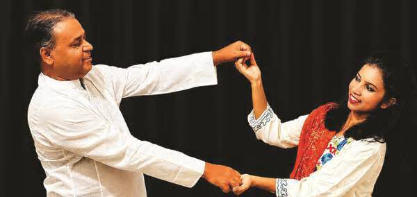 নেপালের নাট্যোৎসবে হিরণ কিরণ থিয়েটার