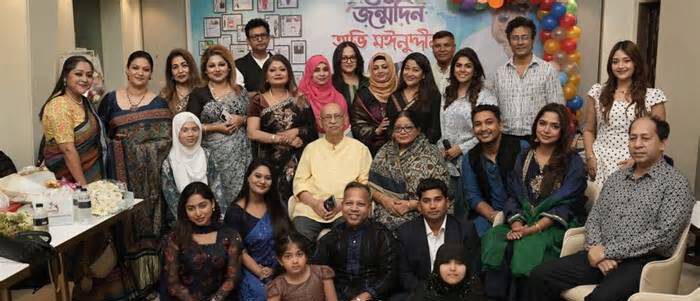 অভি মঈনুদ্দীনের জন্মদিনে তারার মেলা