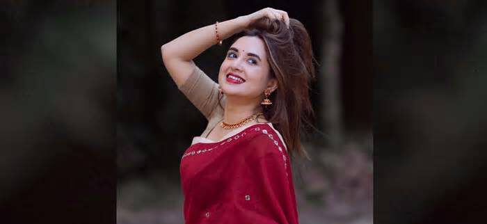 নয় মাস পর অভিনয়ে ফিরলেন তানিয়া বৃষ্টি